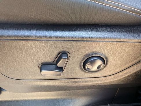 Used 2023 RAM 1500 Big Horn AWD/4WD image 10