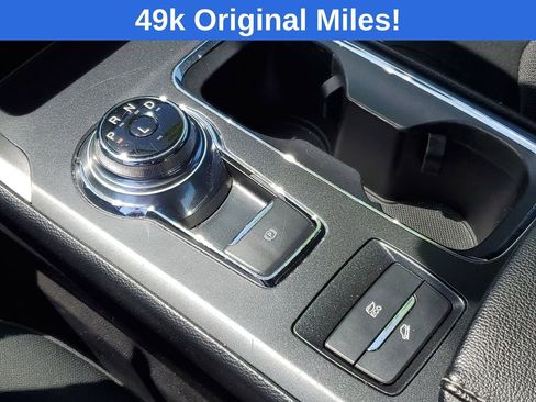 Used 2020 Ford Fusion SE FWD image 23