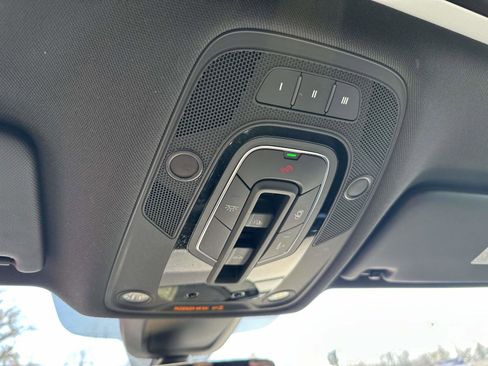 Used 2019 Audi SQ5 Premium image 28