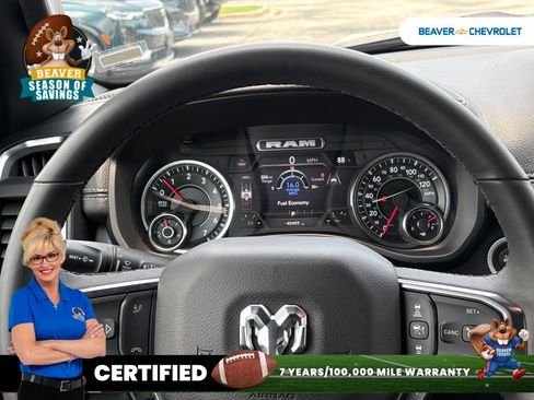 Used 2025 RAM 1500 Laramie AWD/4WD image 19