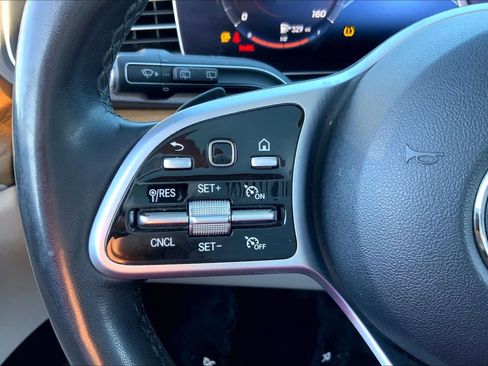 Used 2022 Mercedes-Benz GLE 350 4MATIC image 23