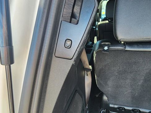 Used 2017 Dodge Grand Caravan GT FWD image 30