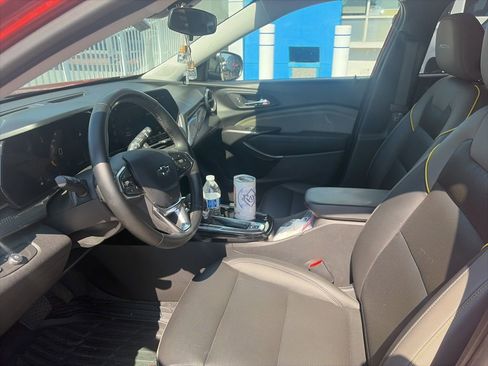 Used 2024 Chevrolet Trax ACTIV w/ Driver Confidence Package FWD image 12