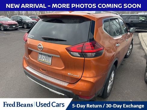 Used 2019 Nissan Rogue SV image 11