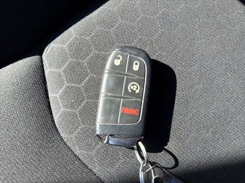 Used 2020 Jeep Compass Sport w/ Cold Weather Group image 28