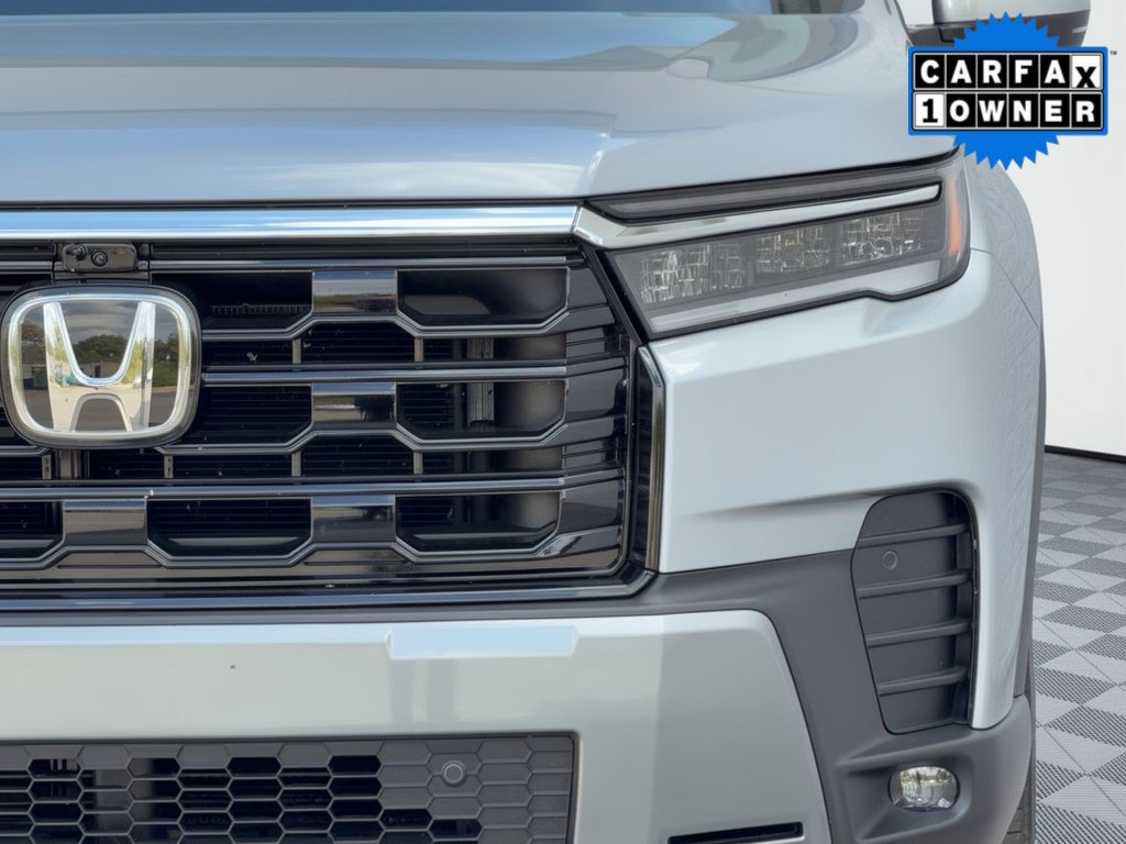 Used 2026 Honda Pilot Touring image 12