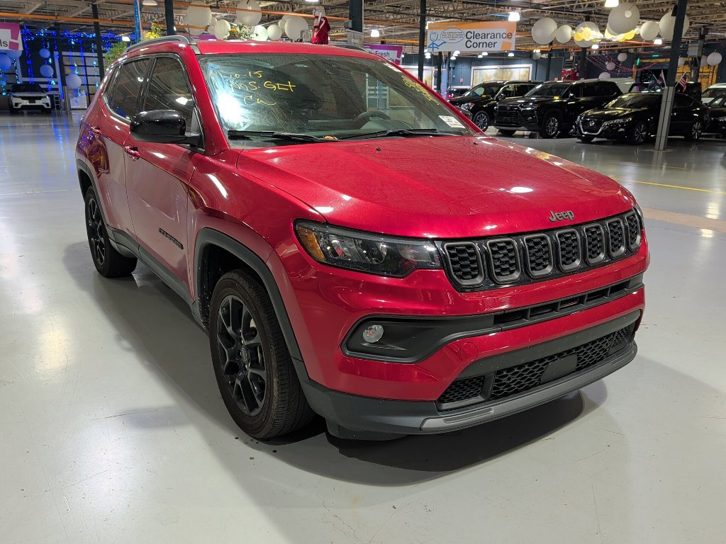 Used 2025 Jeep Compass Latitude w/ Altitude Special Edition AWD/4WD image 7