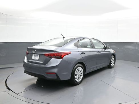 Used 2019 Hyundai Accent SE FWD image 6