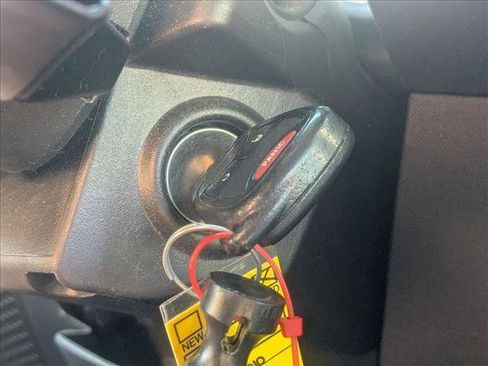 Used 2010 Jeep Wrangler Unlimited Sport image 12