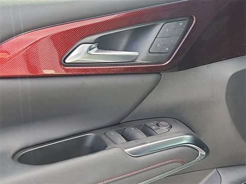 Used 2024 Chevrolet Traverse RS image 22