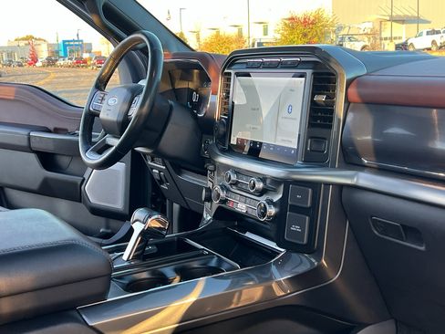 Used 2023 Ford F150 Lariat w/ Equipment Group 502A High image 32