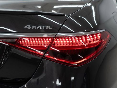 Used 2022 Mercedes-Benz S 500 4MATIC w/ AMG Line Package image 53