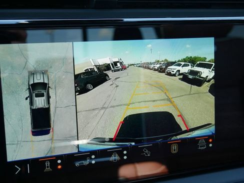 New 2026 GMC Sierra 3500 Denali Ultimate AWD/4WD image 18