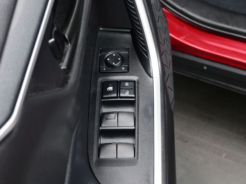 Used 2024 Toyota RAV4 LE image 10