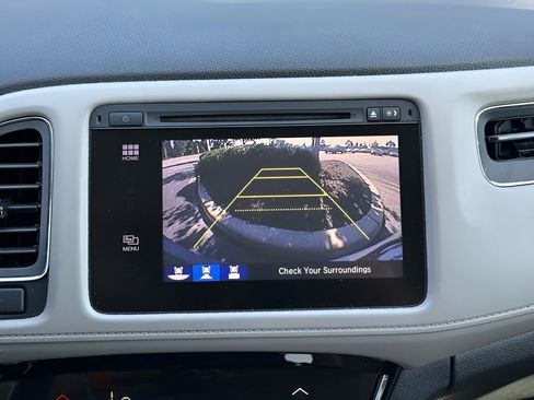 Used 2016 Honda HR-V EX image 16
