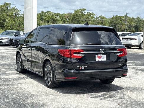 Certified 2023 Honda Odyssey Elite image 9