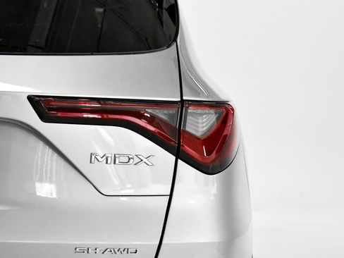 Used 2024 Acura MDX A-Spec image 31