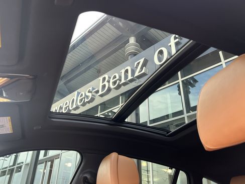 Used 2020 BMW X6 xDrive40i w/ M Sport Package image 30