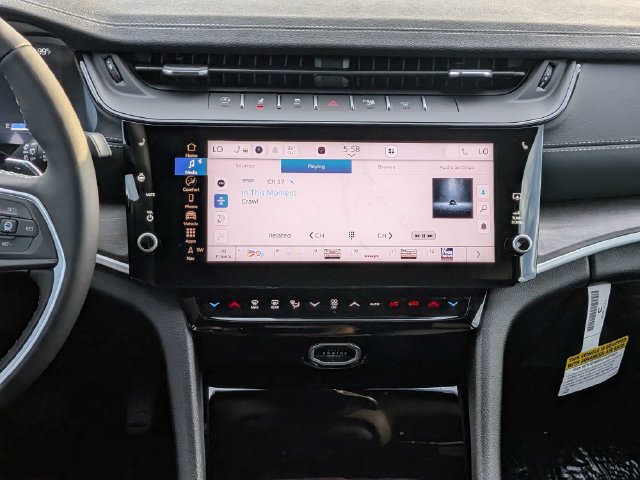 New 2027 Jeep Grand Cherokee Altitude RWD image 20