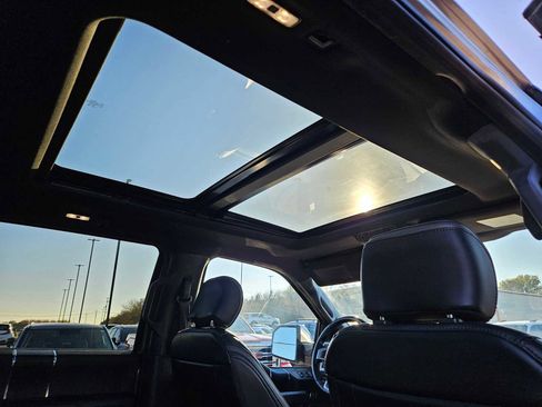 Used 2020 Ford F150 Platinum w/ Equipment Group 701A Luxury image 23