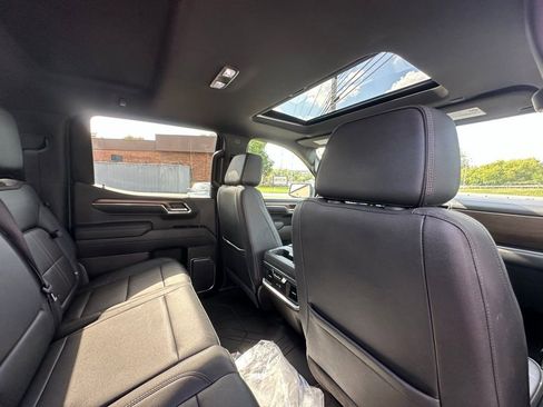 Used 2023 Chevrolet Silverado 1500 High Country w/ High Country Premium Package image 33