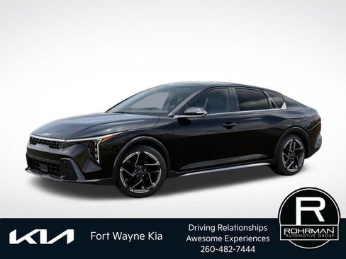 New 2026 Kia K4 GT-Line FWD image 3