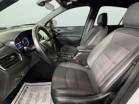 Certified 2024 Chevrolet Equinox RS FWD image 17