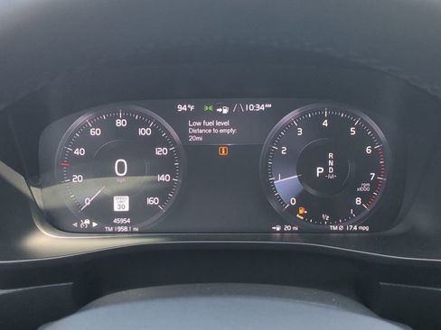 Used 2022 Volvo XC40 T5 R-Design w/ Advanced Package AWD/4WD image 30