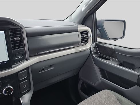 Used 2023 Ford F150 Lightning XLT AWD/4WD image 16