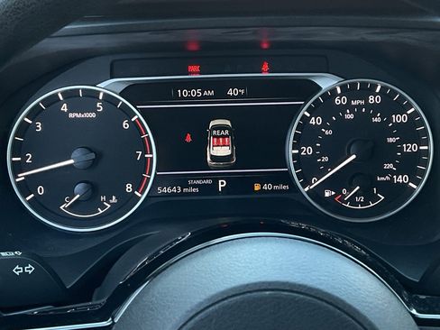 Used 2023 Nissan Rogue SV image 22