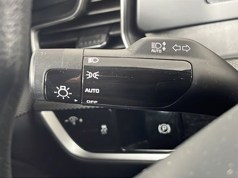 Used 2023 Kia Sportage LX AWD/4WD image 28