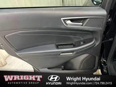 Used 2017 Ford Edge Titanium w/ Equipment Group 301A image 12