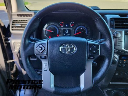 Used 2018 Toyota 4Runner Limited AWD/4WD image 15