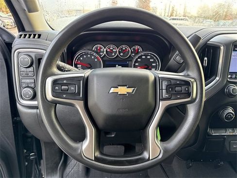 Used 2020 Chevrolet Silverado 1500 LT image 26