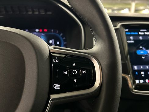 Certified 2024 Volvo XC90 B5 Core w/ Protection Package Premier image 14