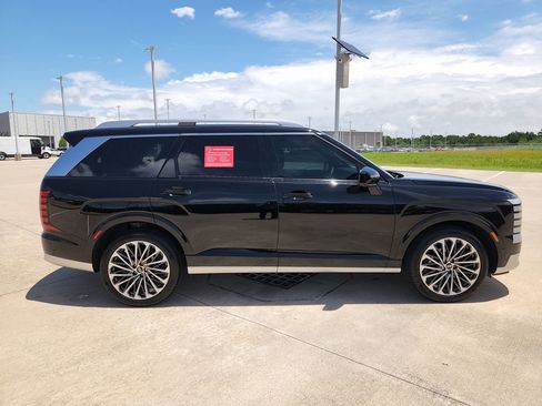 Used 2026 Hyundai Palisade Calligraphy FWD image 4