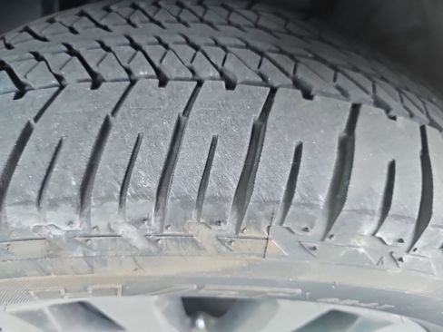 Used 2023 Nissan Armada Platinum w/ Cargo Package RWD image 3