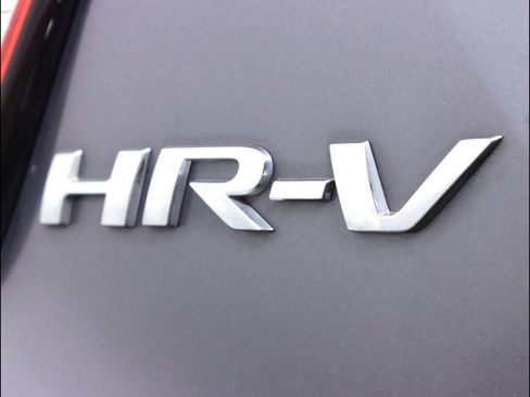 Used 2021 Honda HR-V LX image 30