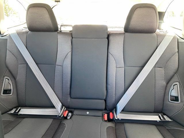 Used 2025 Subaru Outback Premium w/ Popular Package #1A AWD/4WD image 11