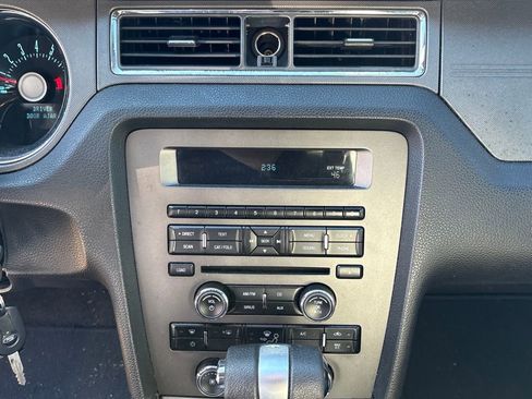 Used 2011 Ford Mustang Coupe w/ 101A Rapid Spec Order Code image 24