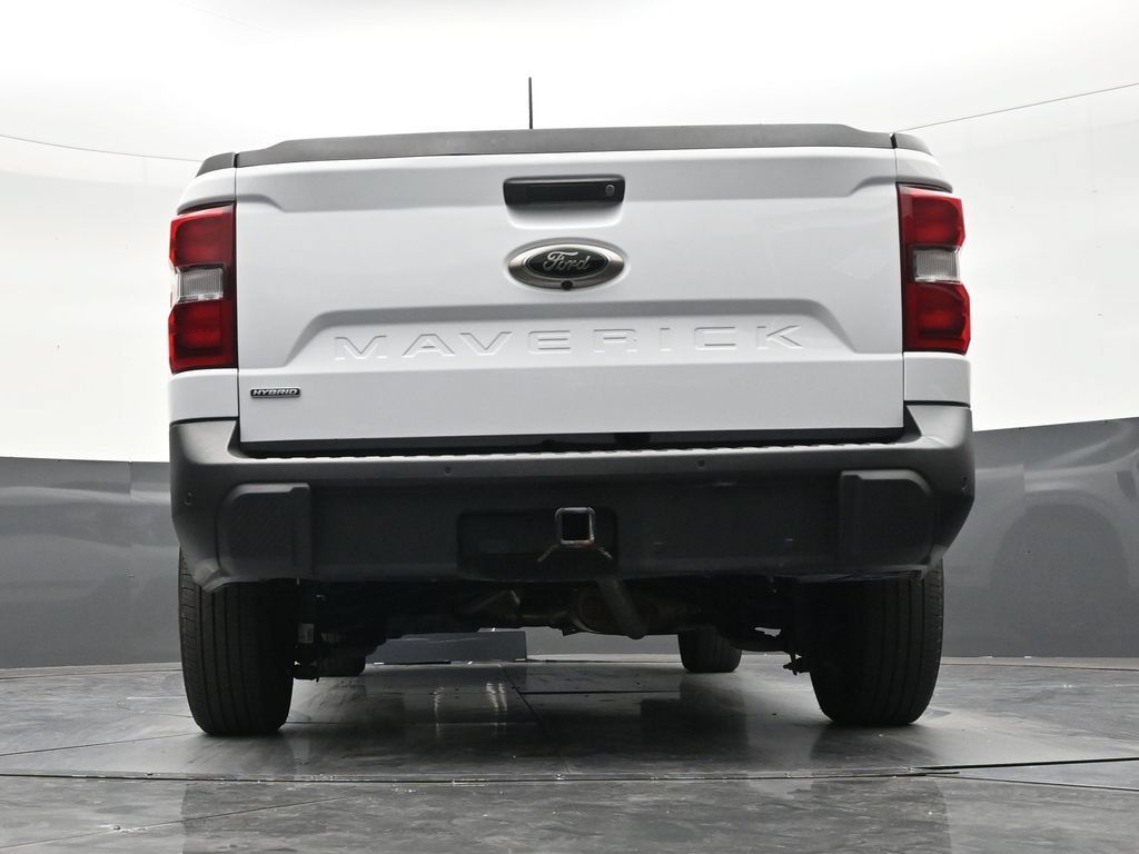 Used 2024 Ford Maverick Lariat w/ Black Appearance Package FWD image 23