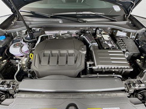 New 2025 Audi Q3 2.0T Premium image 30