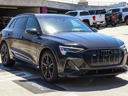 Used 2023 Audi e-tron Chronos AWD/4WD image 5