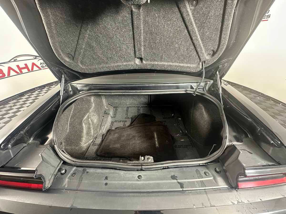 Used 2017 Dodge Challenger R/T RWD image 20