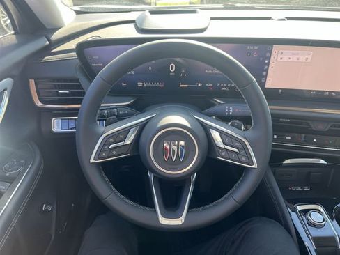 New 2026 Buick Envision Avenir image 17