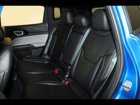 New 2026 Jeep Compass Limited image 21