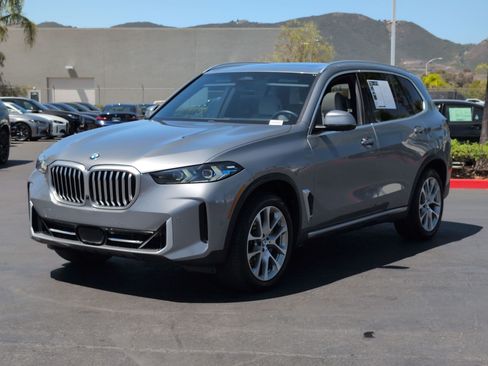 Used 2024 BMW X5 sDrive40i w/ Premium Package RWD image 5