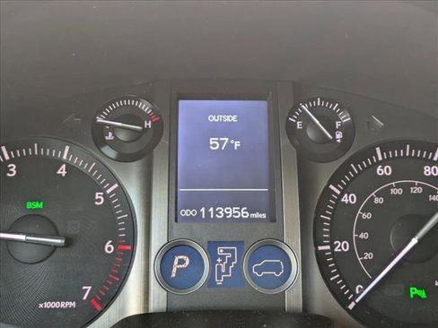 Used 2017 Lexus GX 460 image 6