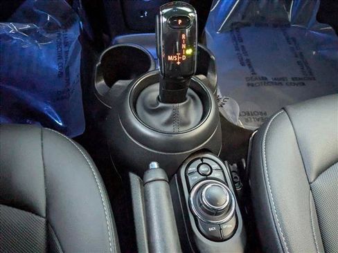 Used 2023 MINI Cooper Cooper image 12