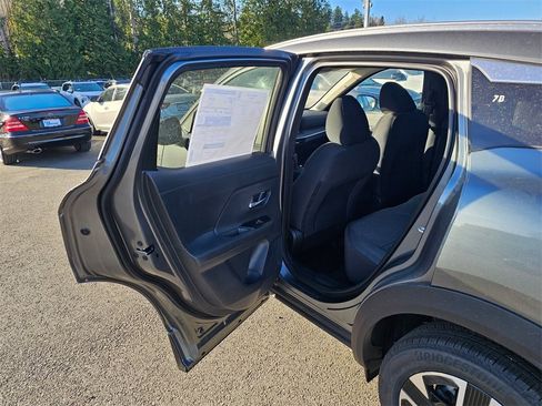 New 2026 Nissan Kicks SV w/ SV Premium Package image 21
